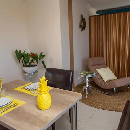 La Vista Bed & Breakfast 2*