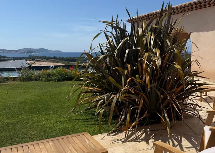 La Vista 4*