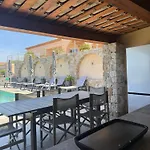 La Vista 4*