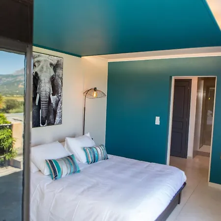 Bed & Breakfast La Vista 4*