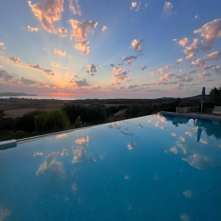 Bed & Breakfast La Vista 4*