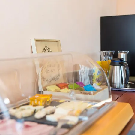 Bed & Breakfast La Vista 4*